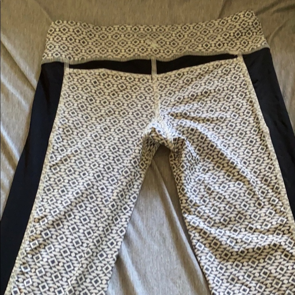 Active Carve Design pants